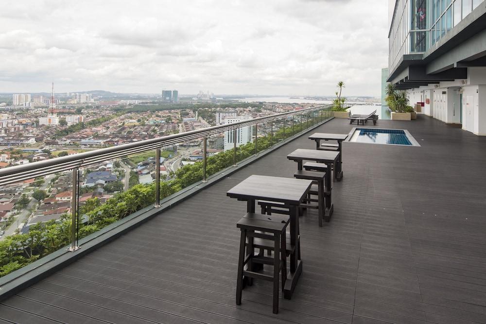 Holiday Villa Johor Bahru City Centre Exterior photo